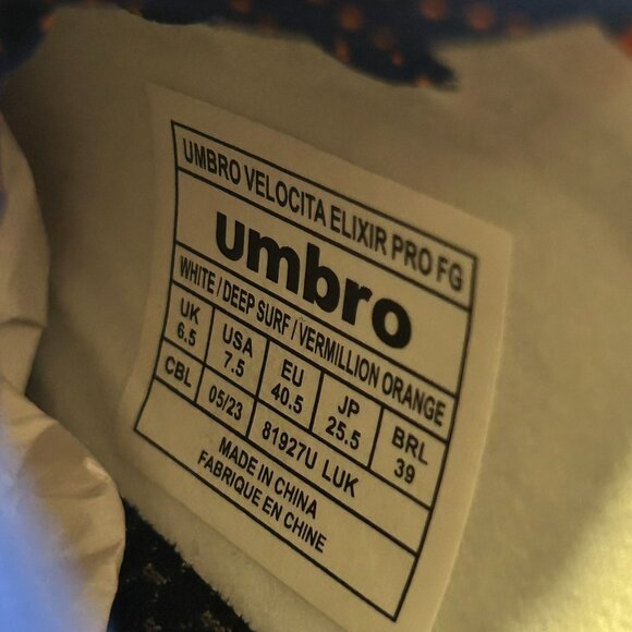 Umbro Velocita Elixir Pro FG Soccer Cleats (Men’s 7.5) - Picture 14 of 16